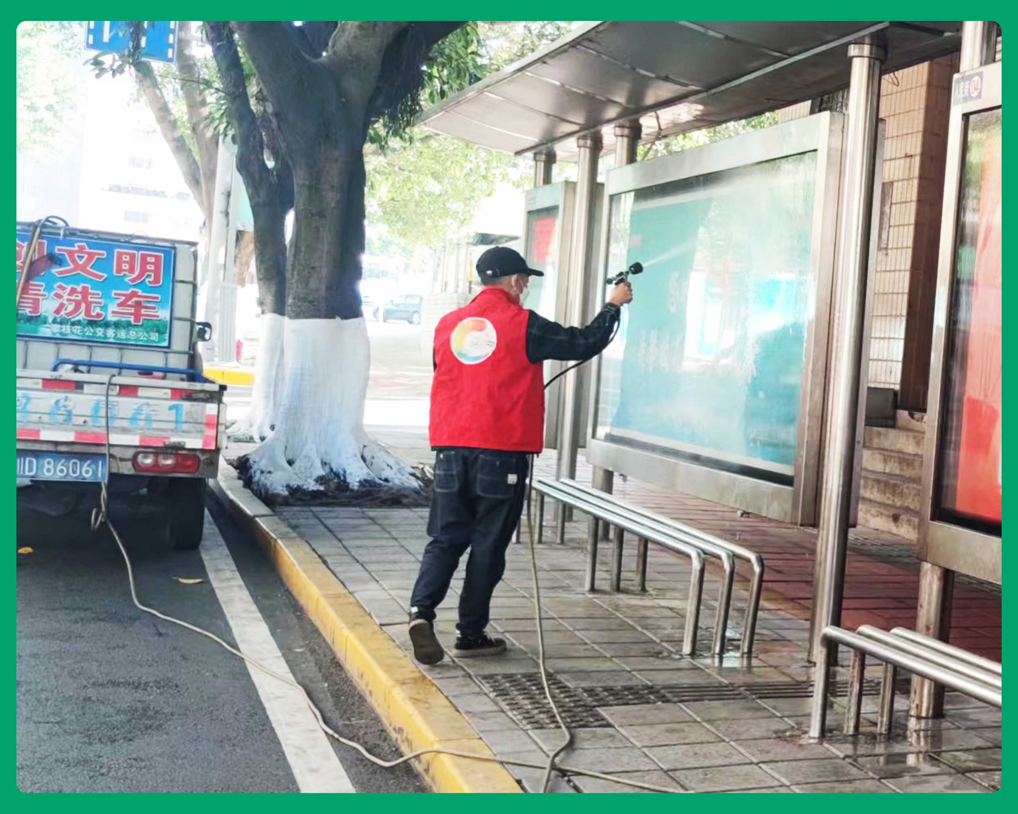 創(chuàng)建全國文明城市，公交廣告在行動